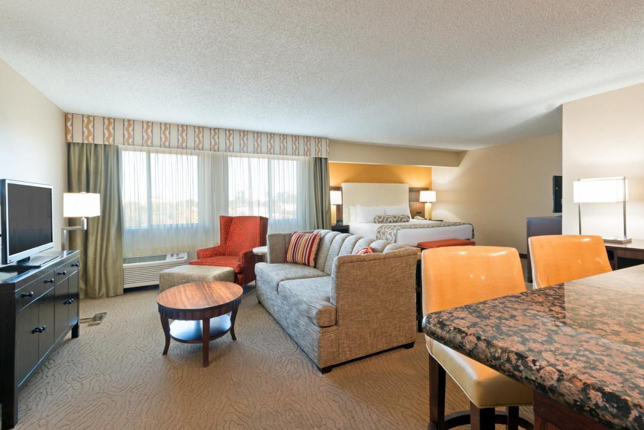Crowne Plaza Dallas Near Galleria-Аддисон Экстерьер фото